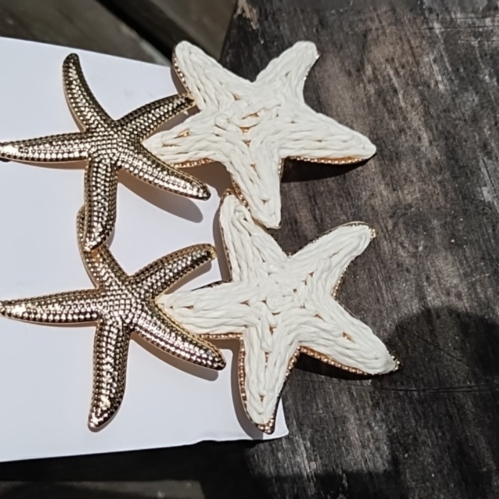 New Elegant Starfish Earrings - Cream and Gold - Picture 3 of 6